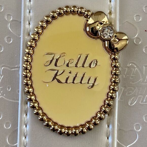 Hello Kitty Sanrio White Faux Patent Leather Long Wallet - Adorable! VGUC! - Picture 11 of 13